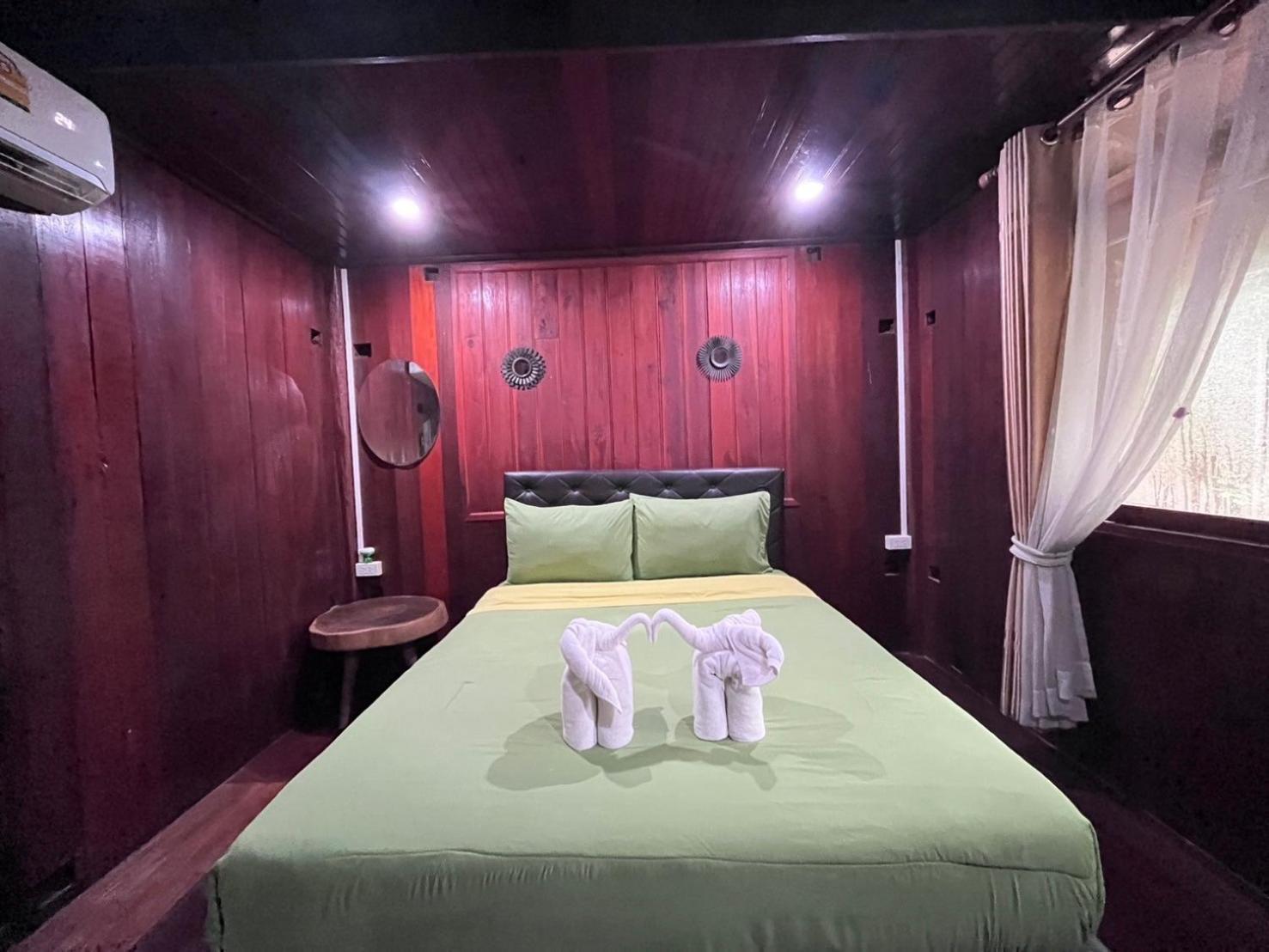 Denchai City Resort เด่นชัยซิตี้ รีสอร์ท Phrae Exterior foto