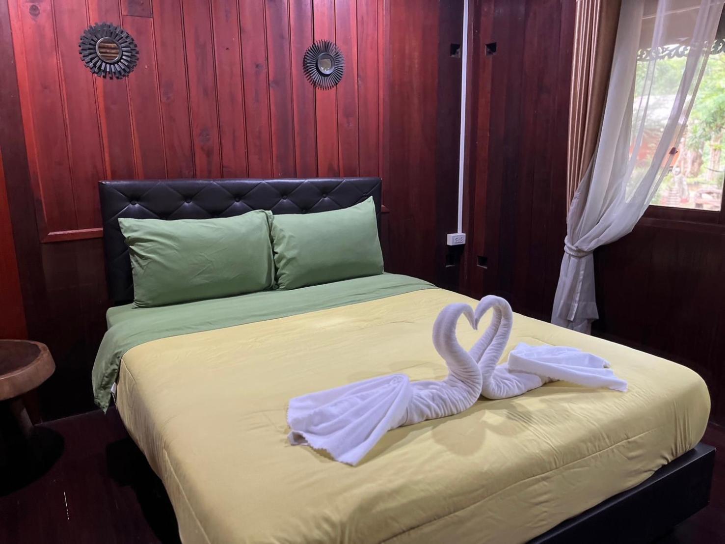 Denchai City Resort เด่นชัยซิตี้ รีสอร์ท Phrae Exterior foto