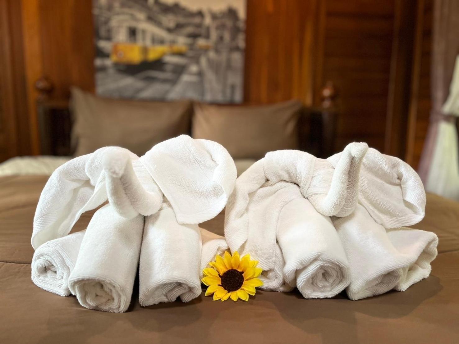Denchai City Resort เด่นชัยซิตี้ รีสอร์ท Phrae Exterior foto